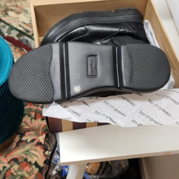 NWOT Emanuelle Vee Leather Ankle Boots (Made in Italy) - Picture 4 of 6